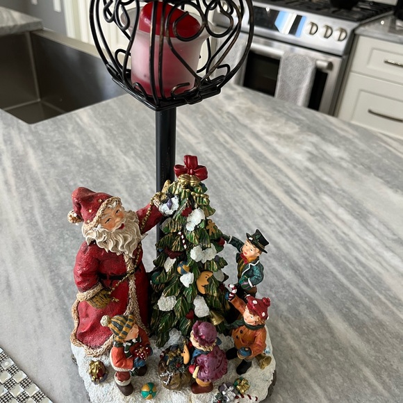 Traditional Santa Claus and friends Christmas  decor holds a candle really nice - Picture 6 of 14